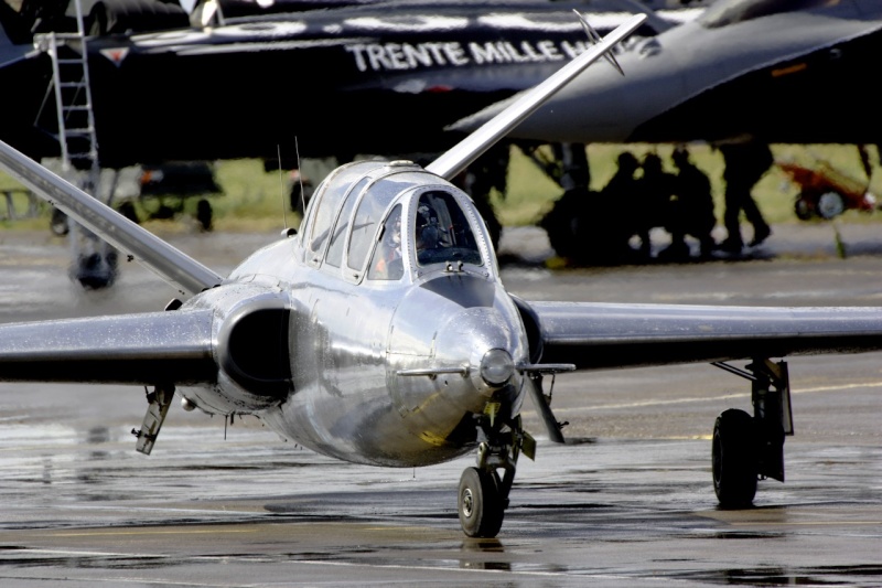 FOUGA MAGISTER - Page 9 B_137_10