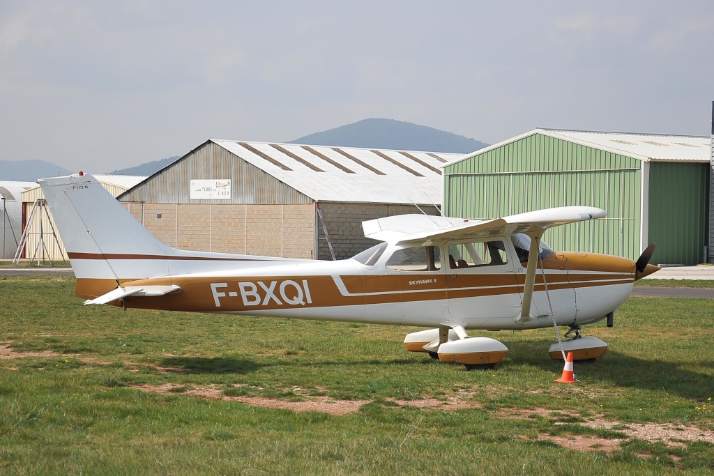 Aérodrome de Cuers-Pierrefeu - LFTF -2014 - Page 2 F-bxqi10