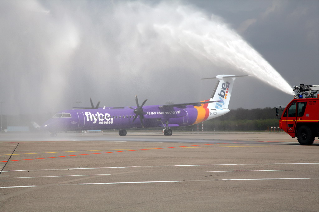 CGN 10.04.14 - Welcome FlyBe! Dhc8_g11
