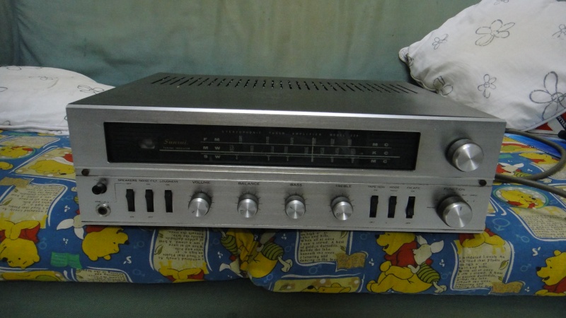 Sansui model 220 tuner amplifier (Used)SOLD Dsc03813