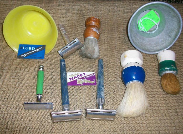 Iraqi Personal Items and Equipment 00814
