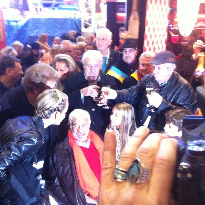  soirée "fête foraine" au Grand Palais, en compagnie de  Jean-Paul Belmondo.. 14759010