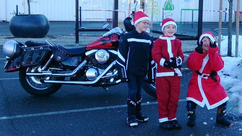 Un Père Noël en moto : pour des enfants hospitalisé !! Le 15/12/2013 - Page 19 Dsc_1023