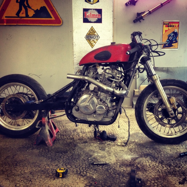 750 DR Bobber  Photo27