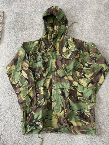 Pre 80's SAS Windproofs