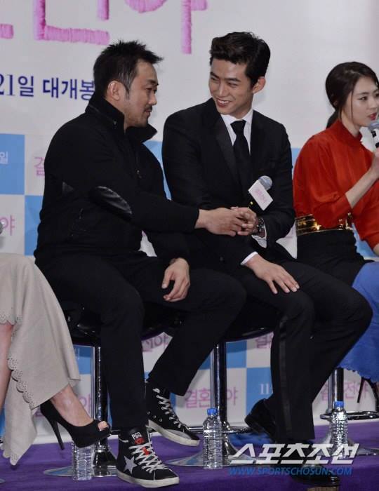 [07.11.13] [PICS] Conférence de presse du film 'Marriage Blue' (Taecyeon) 1317