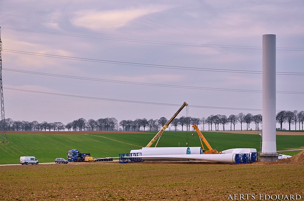 Montages d'éoliennes à Spy (Belgique) Dsc_2625