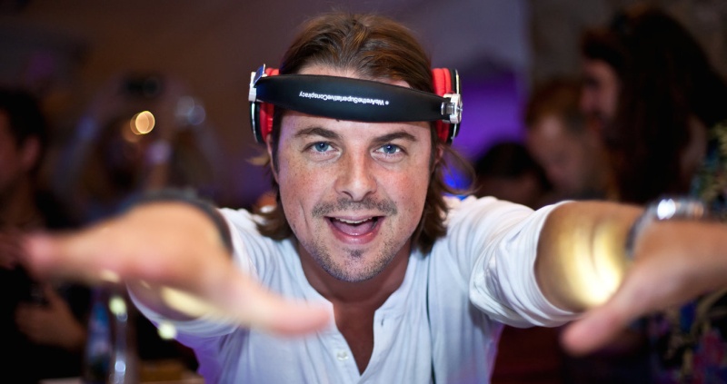 Axwell non ci sta: L’EDM sembra il McDonald’s Axwell10