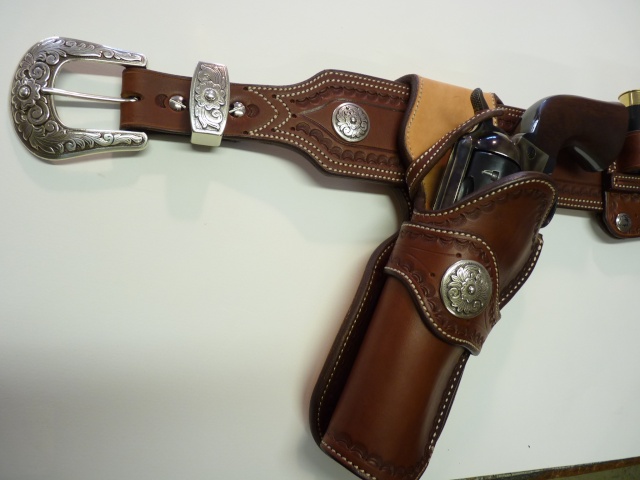 C.A.S "LONE STAR" HOLSTER by SLYE P1130912