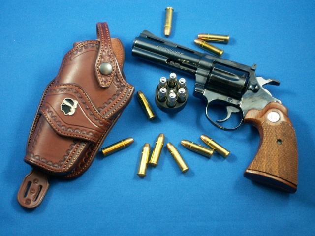  HOLSTER WESTERN pour ARMES MODERNES by SLYE Pict0010