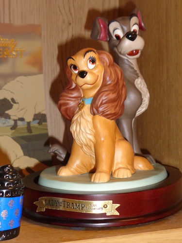 Walt Disney Classics Collection - Enesco (depuis 1992) - Page 8 Dsc01413