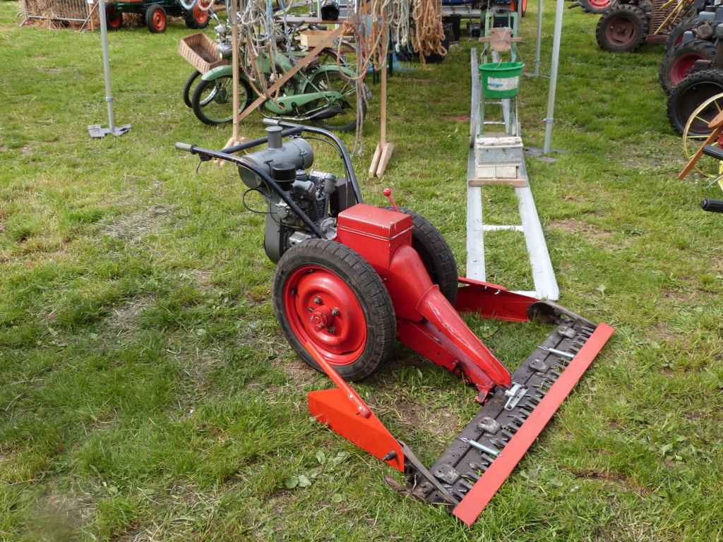 88- Girmont Val D'Ajol les18/19mai2019 : la 15eme fete du vieux materiel agricole  - Page 2 Vieux159