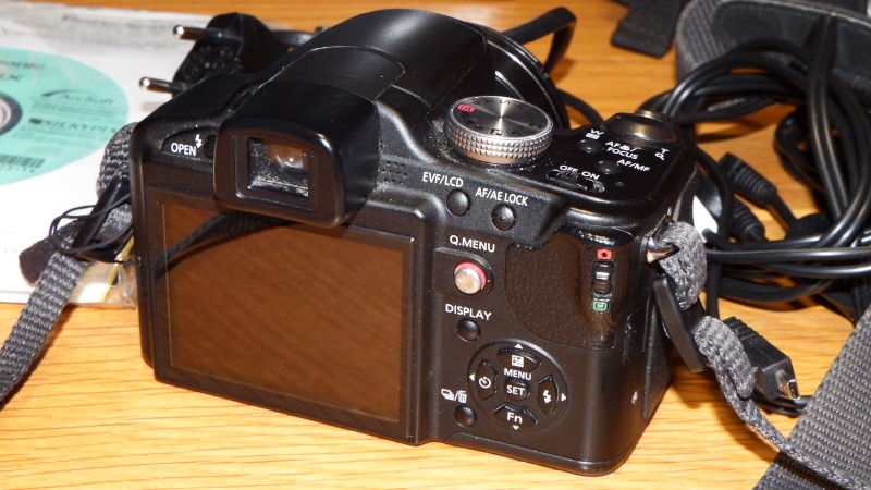 Vend appareil photo Panasonic fz-28 Dscf2218
