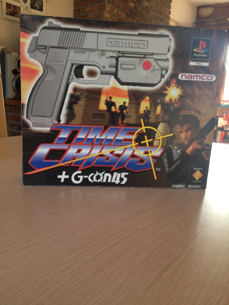 (Vend pour PS1) Boite de jeu Time crisis + G-con 45 Img_1819