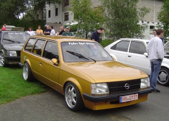 OPEL KADETT D - CZ i z venku :-) - Stránka 8 Michae10