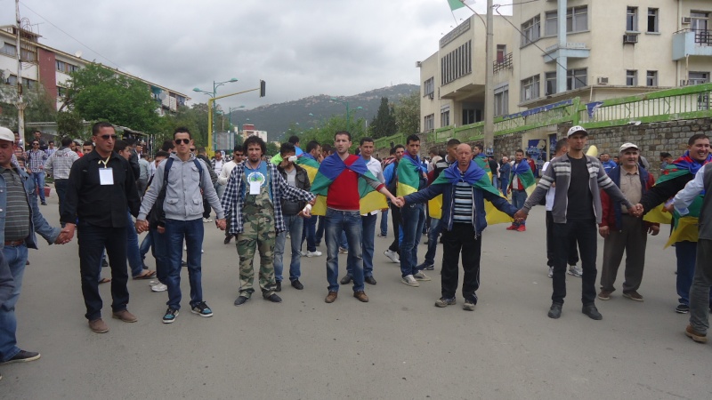 Marche du MAK à Tizi Ouzou (27 avril à 2014). - Page 2 _sc01039