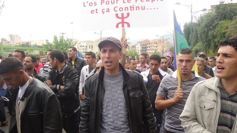 Marche du MAK à Tizi Ouzou (27 avril à 2014). - Page 2 _sc01046