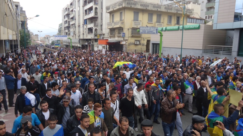 Marche du MAK à Tizi Ouzou (27 avril à 2014). - Page 3 _sc01066