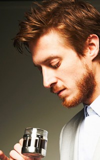 Arthur Darvill #015 avatars 200*320 pixels 312