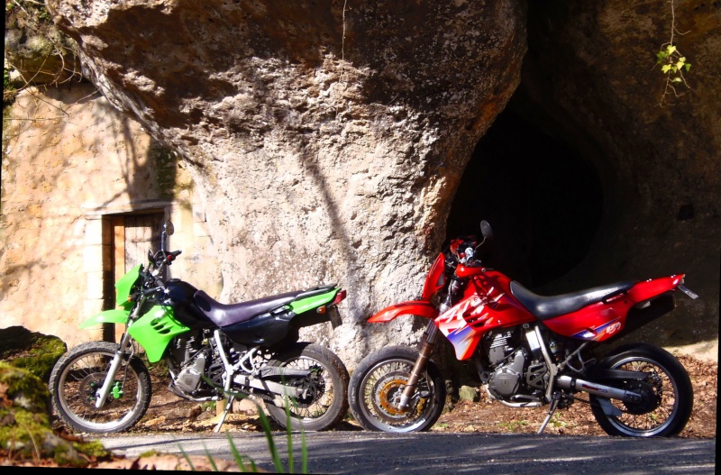 Quand la Verte rencontre la Rouge.. (2 KLR 650 C 1996) P2241611