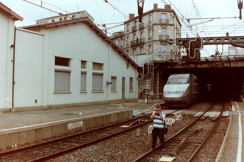Pk 077,0 : Gare de Montpellier-Saint-Roch (34) Pict0016