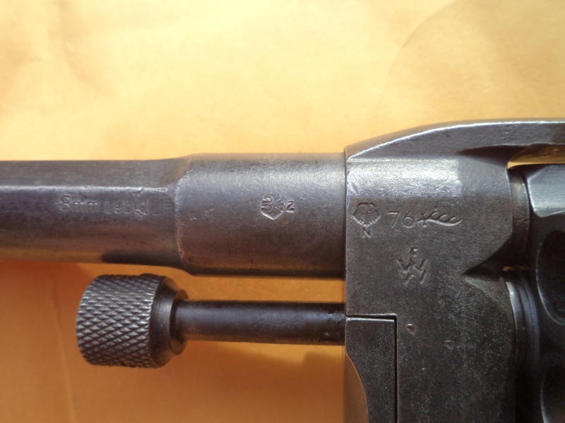 Marquages allemand  sur un revolver 1892 Flo_el10