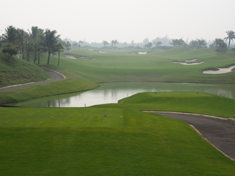 Golf Courses & Resorts in Hainan Island Pc100014