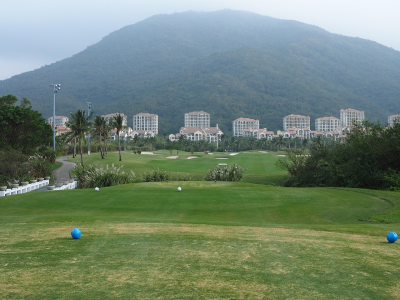 Golf Courses & Resorts in Hainan Island Pc120111