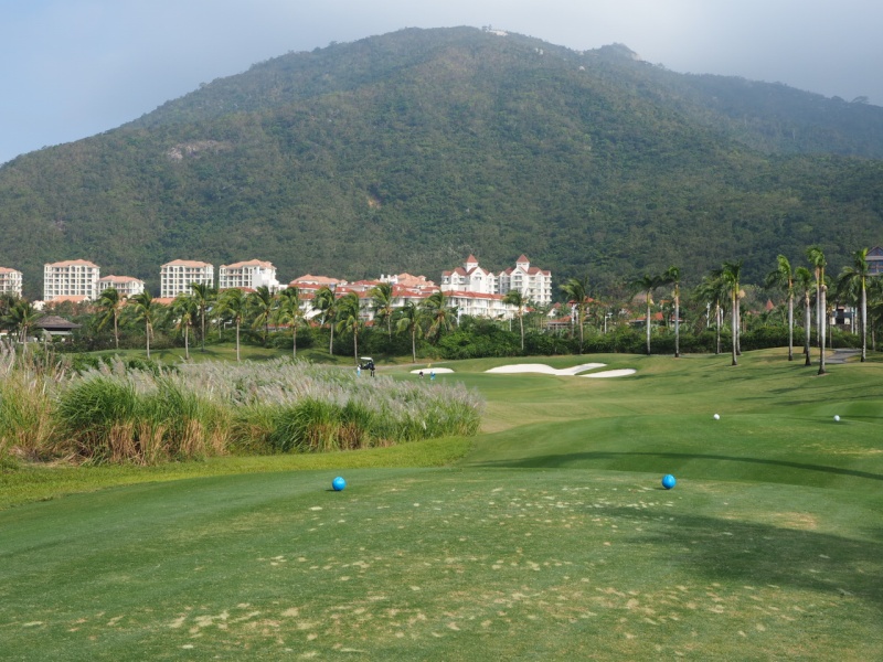 Golf Courses & Resorts in Hainan Island Pc120114