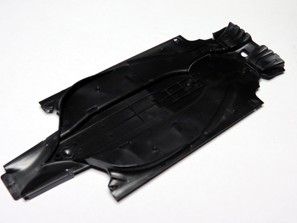 Tamiya Red Bull Racing Renault RB6 1:20 Bodenp10