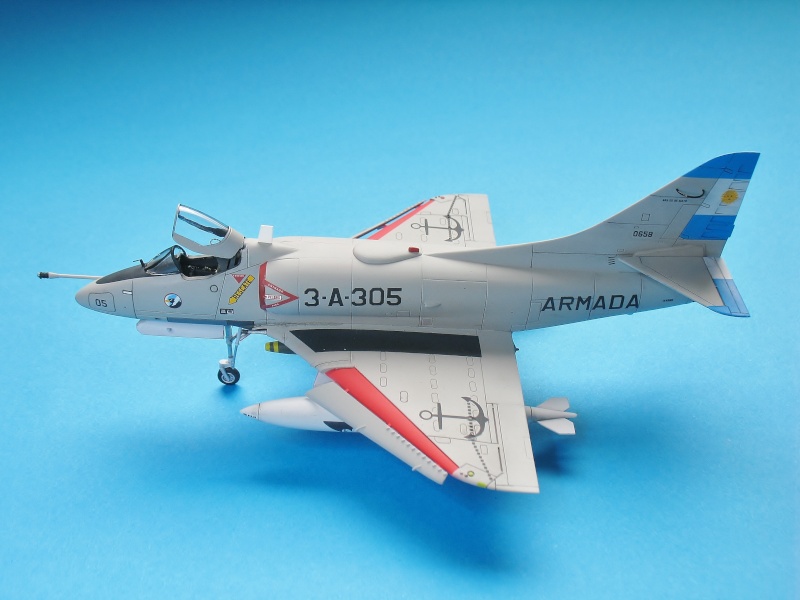 Guerre aérienne aux Malouines : A-4 Q "Skyhawk" Armada  Img_9836