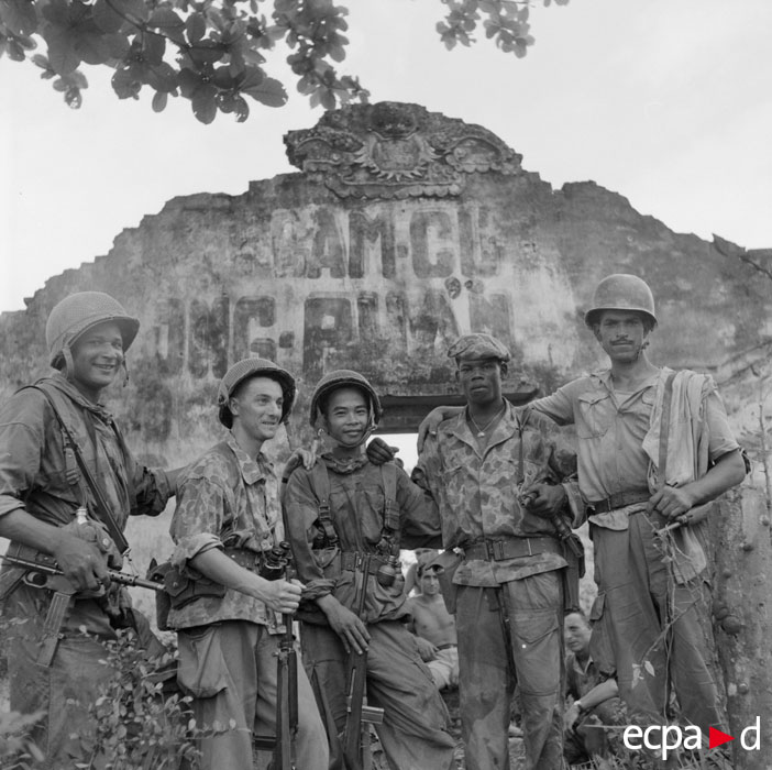 Images de la guerre d'Indochine. Tonk-510