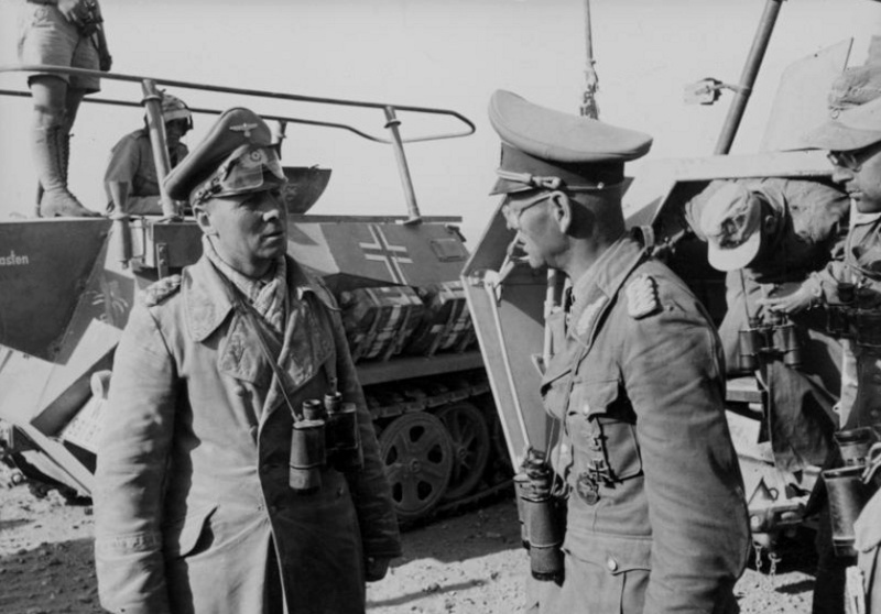 Les soldats de la Luftwaffe en Afrique Uu710
