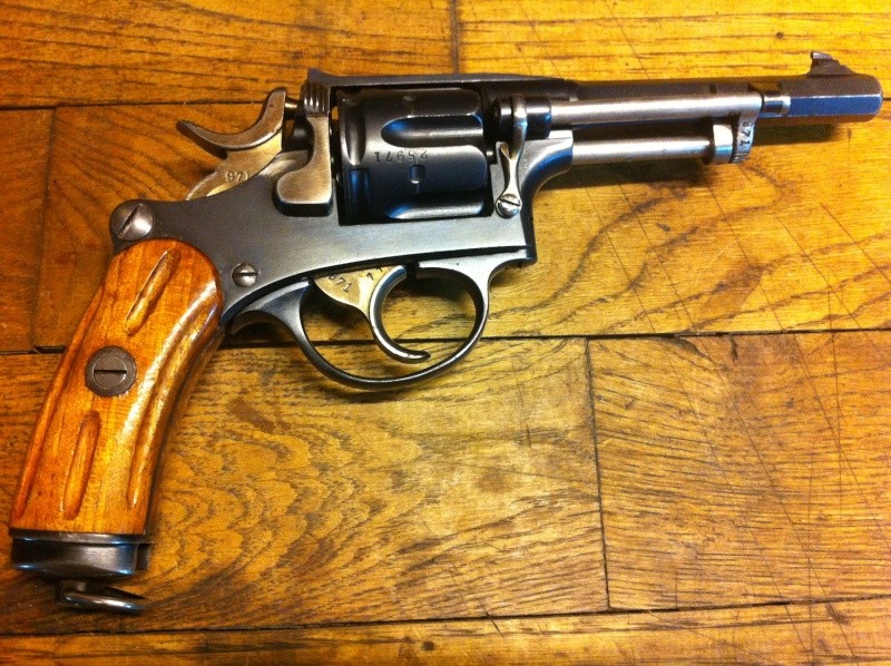Revolvers d'ordonnance 1882 et 1929 Photo711