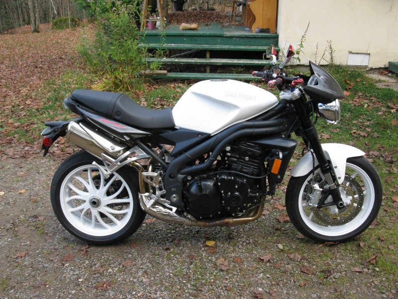 Ma nouvelle bécane: Triumph speed triple 1050 Img_1716