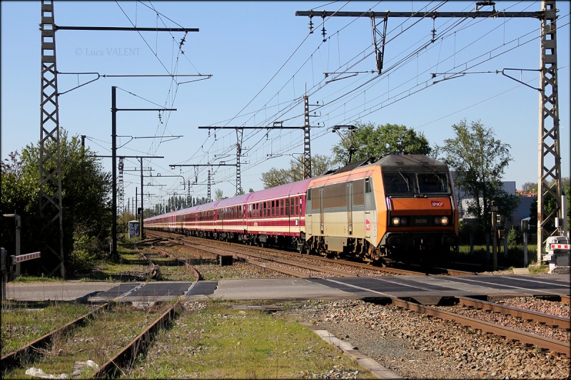 Photos et vidéos de la ligne Bordeaux - Toulouse - Narbonne - Sète (Fil 3) - Page 12 Img_4010