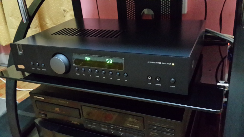Arcam FMJ A19 integrated amp (used)SOLD 20130911