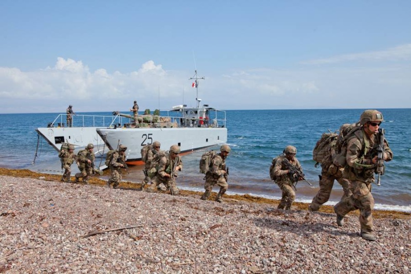 Armée Française / French Armed Forces - Page 7 1049