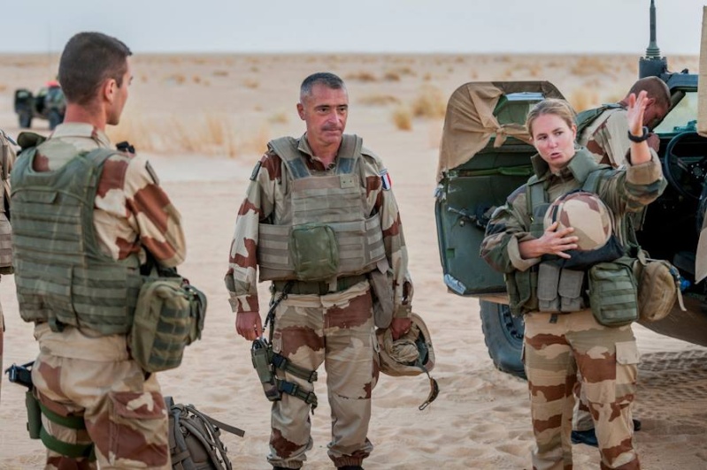 soldates du monde en photos - Page 7 1685