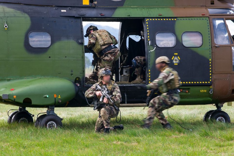 Armée Française / French Armed Forces - Page 37 268