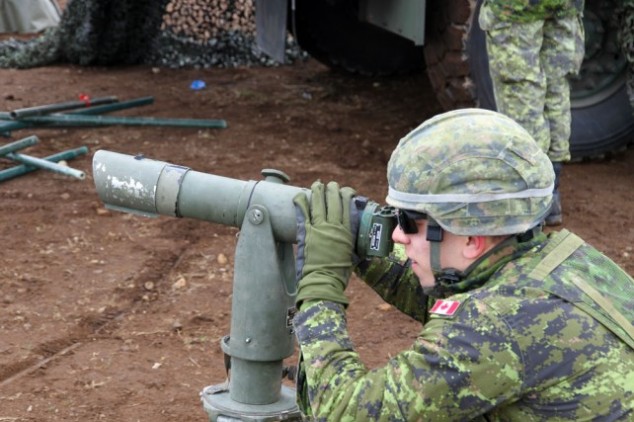 Armée canadienne/Canadian Armed Forces - Page 15 269