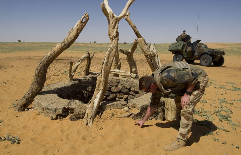 Armée Française / French Armed Forces - Page 37 284