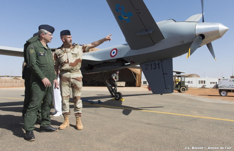 Armée Française / French Armed Forces - Page 8 3201