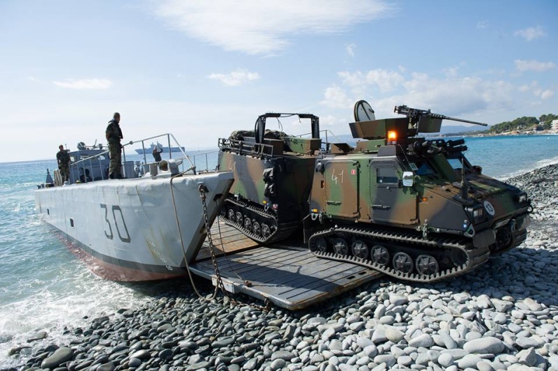 Armée Française / French Armed Forces - Page 34 327