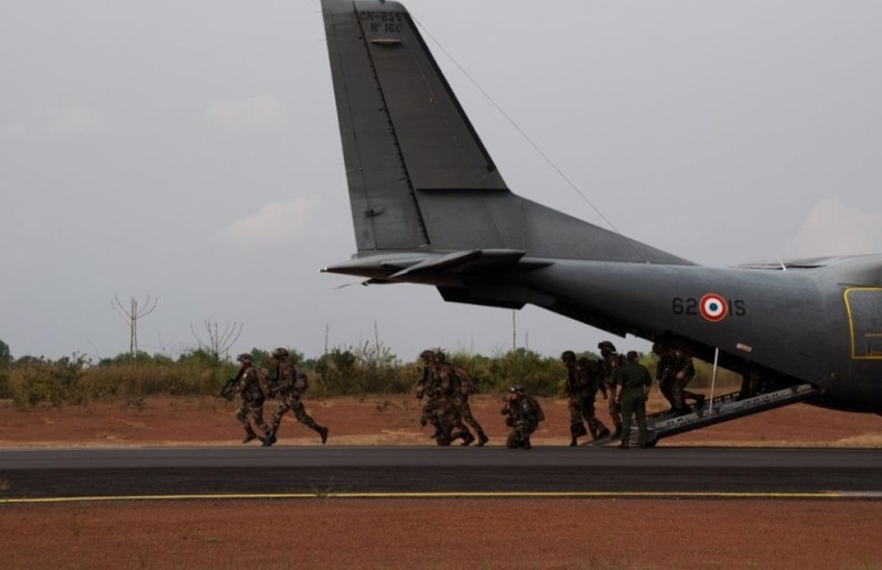 Armée Française / French Armed Forces - Page 12 5205