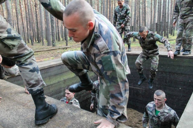 Armée Française / French Armed Forces - Page 16 52100