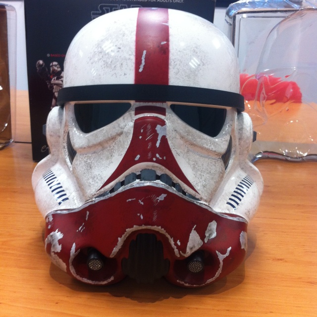 eFX Collectibles - Stormtrooper Incinerator helmet Img_1218