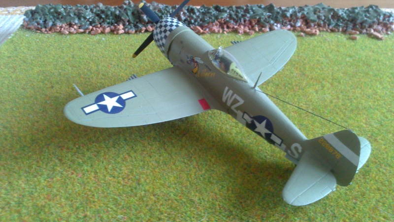 "Eileen" - Academy P-47 D-28 Thunderbolt 1:72 Dsc_0223
