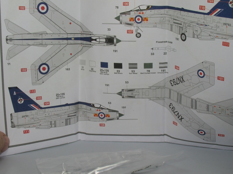 [Airfix]English Electric Ligthning II F2A Img_0620