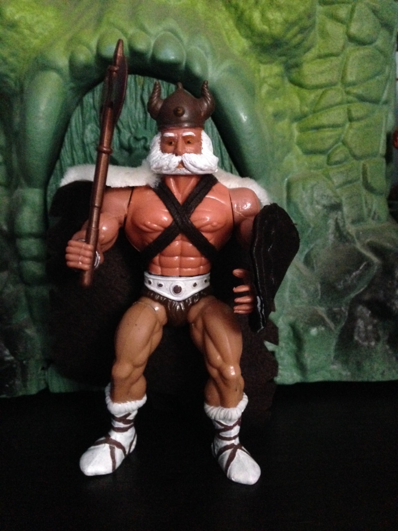 RAGNAR IL VECCHIO : CUSTOM OF THE UNVERSE - MOTU Odino110